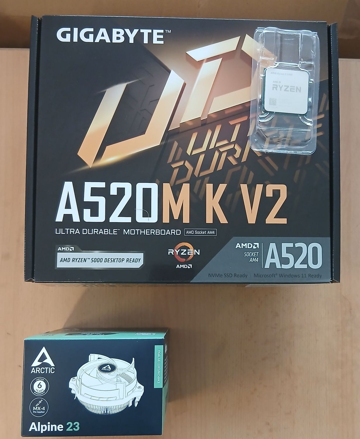 Aufrüstkit AMD Ryzen 5 5500GT So. AM4 Tray, Gigabyte Mainboard A520M K V2 -ohne Arbeitsspeicher, integr. Grafik Aufrüstkit AMD Ryzen 5 5500GT So. AM4 Tray, Gigabyte Mainboard A520M K V2 -ohne Arbeitsspeicher, integr. Grafik
