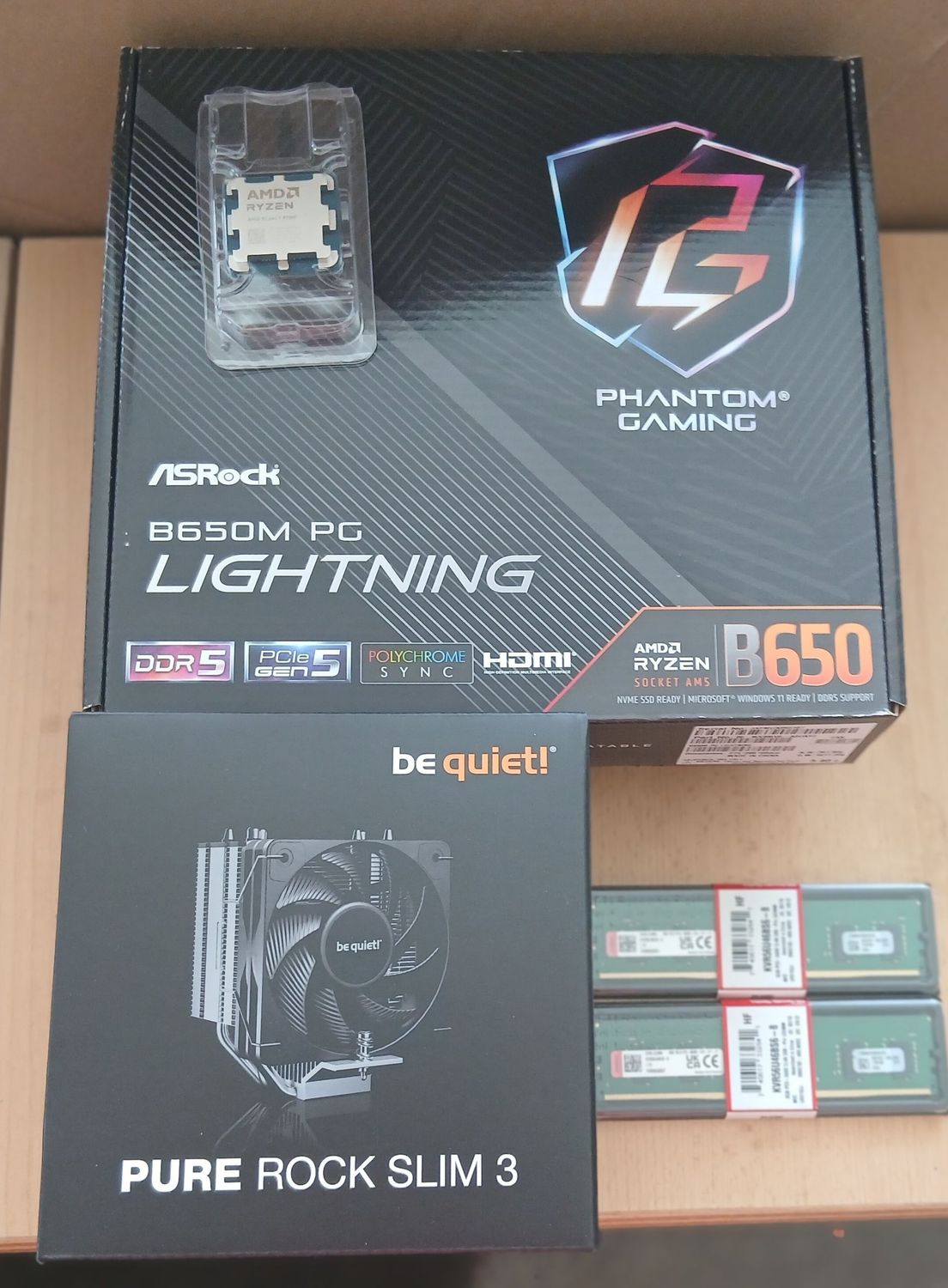 Aufrüstkit AMD Ryzen 7 8700F So. AM5 Tray, ASRock  Mainboard B650 Phantom Gaming Lightning u. 16 GB Kingston ValueRam