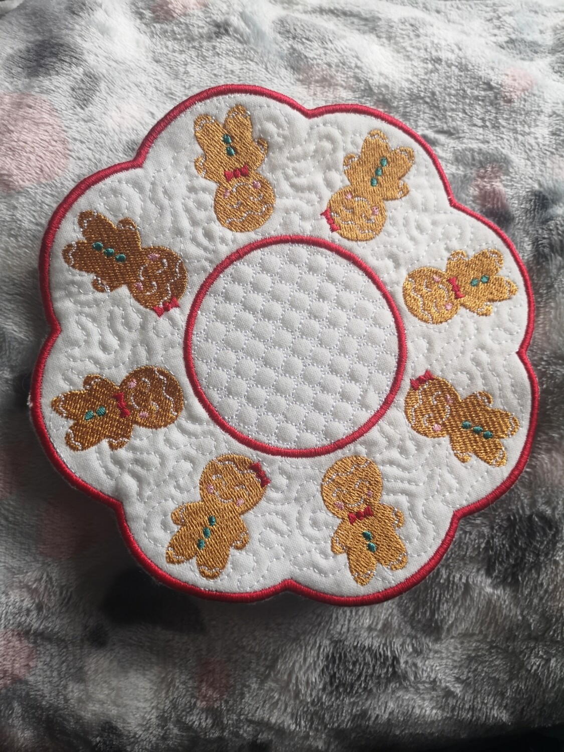 7&quot;,Gingerbread candlemat