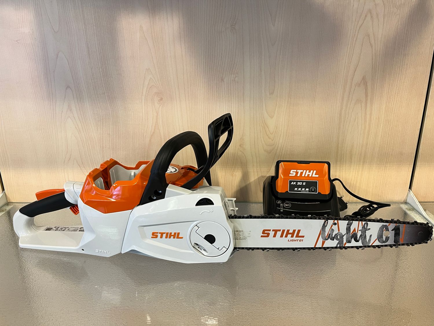 STIHL MSA 80 C-B - 30cm Set AK 30S