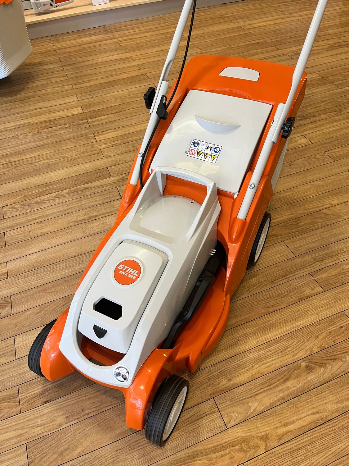 STIHL RMA 239 ohne Akku und Ladegerät