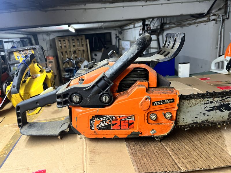 Oleo-Mac 252