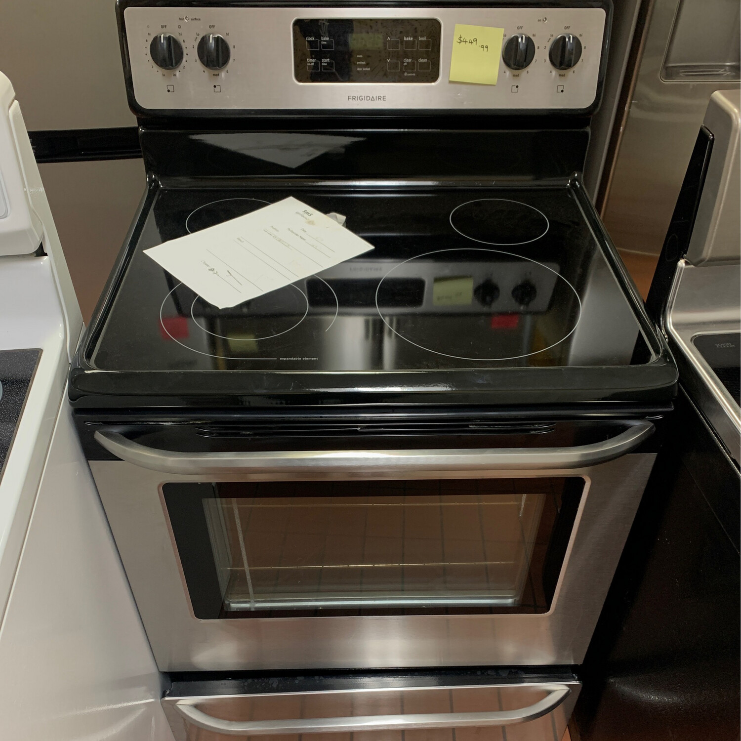 Frigidaire Stove