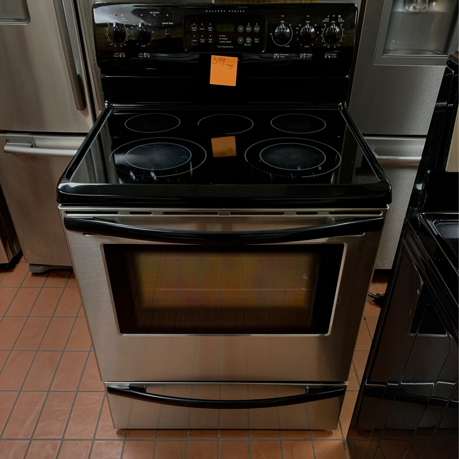 Frigidaire Stove