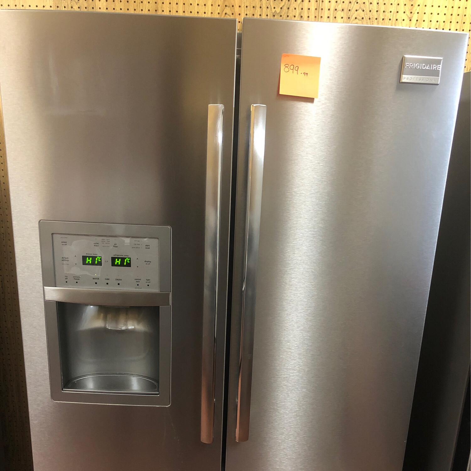 Frigidaire Fridge