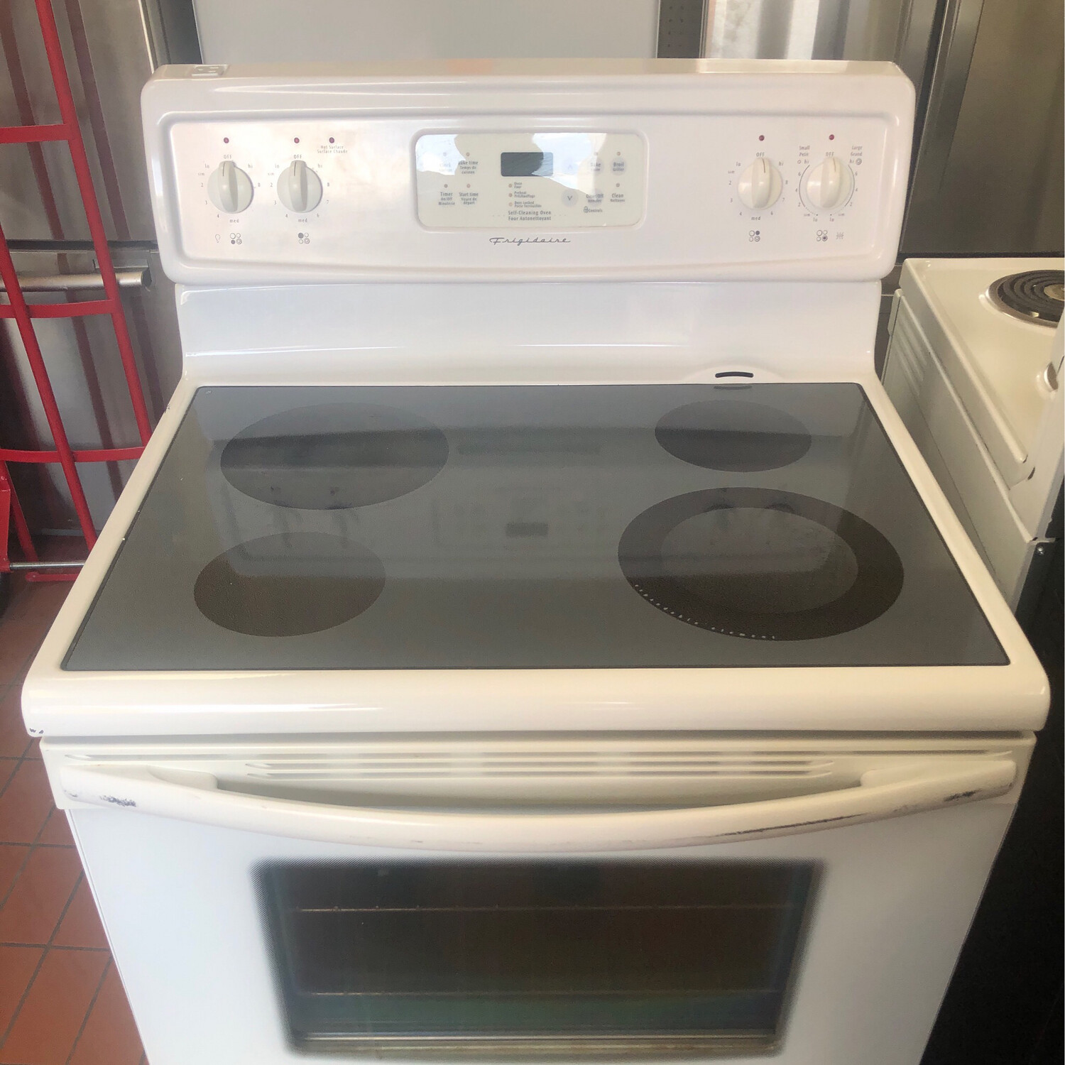 Frigidaire Stove