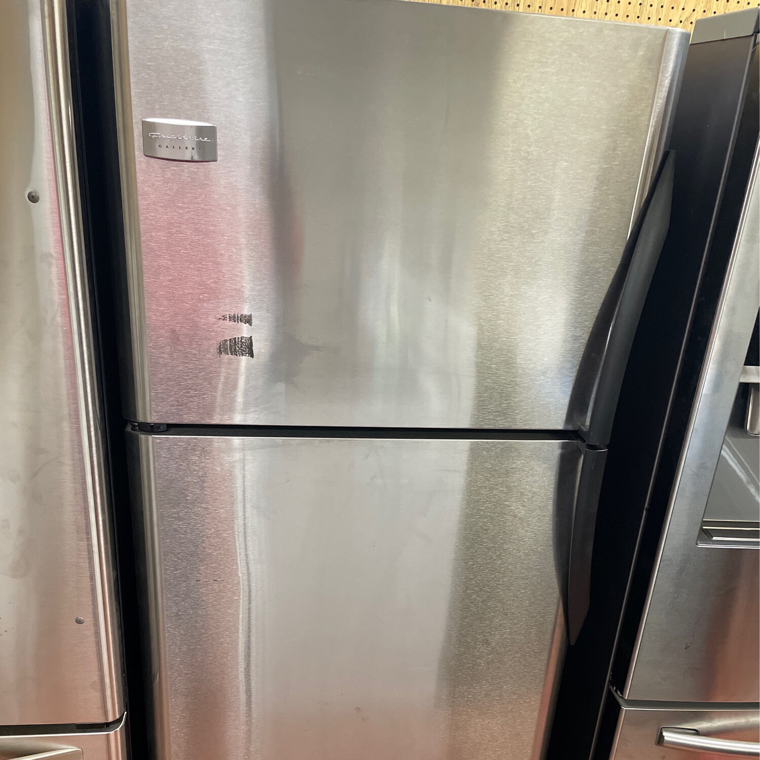 Frigidaire Fridge