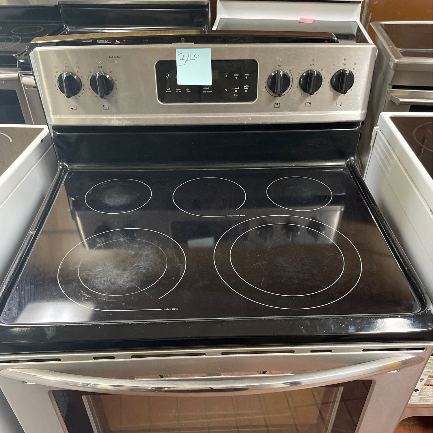 Frigidaire Stove