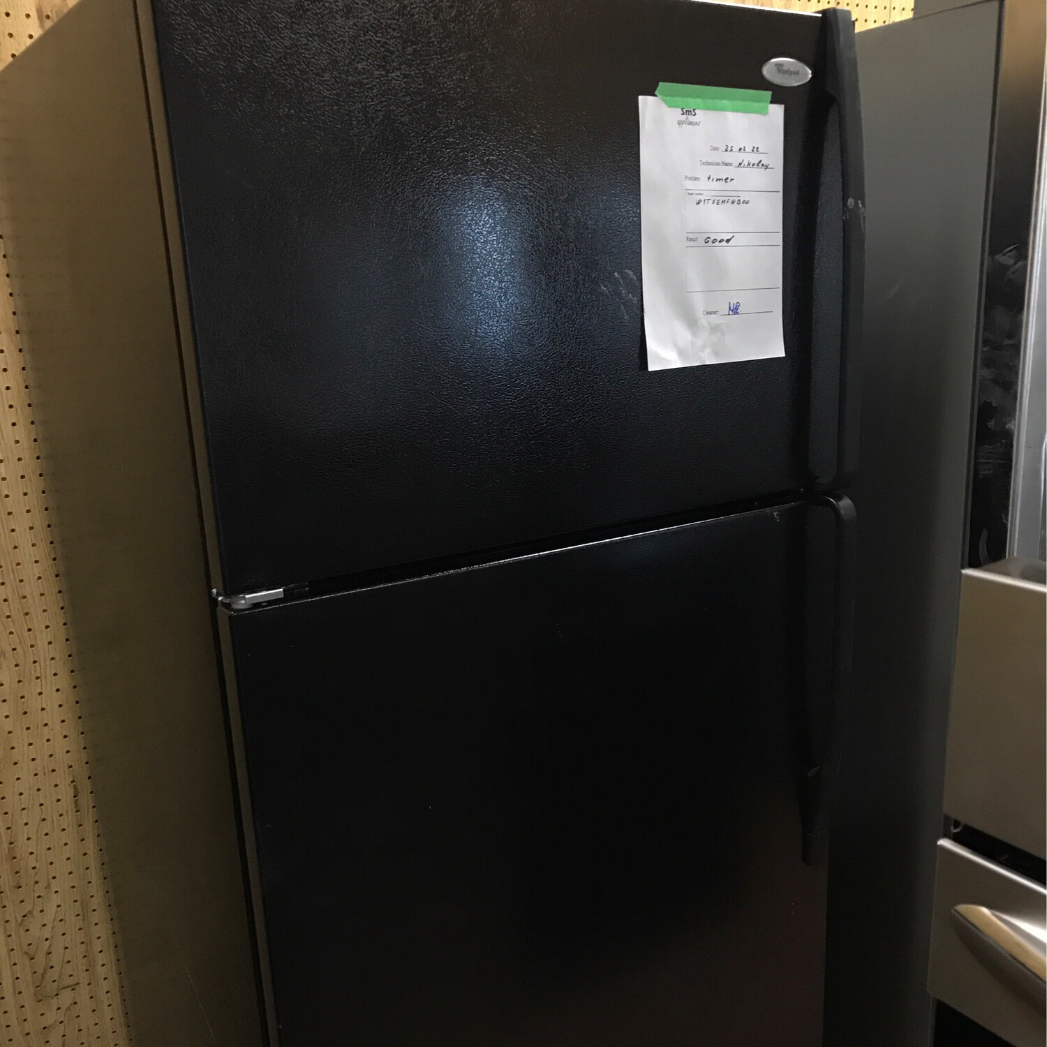 Whirlpool 33" Top-Mount Refrigerator, 20.9 Cu.Ft
