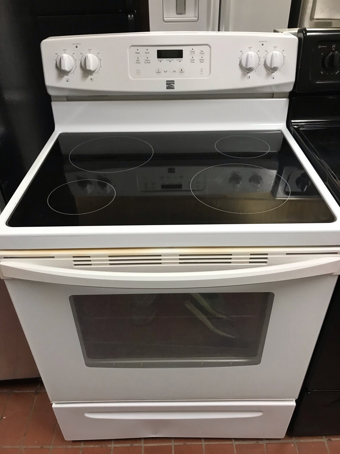 Kenmore White Stove