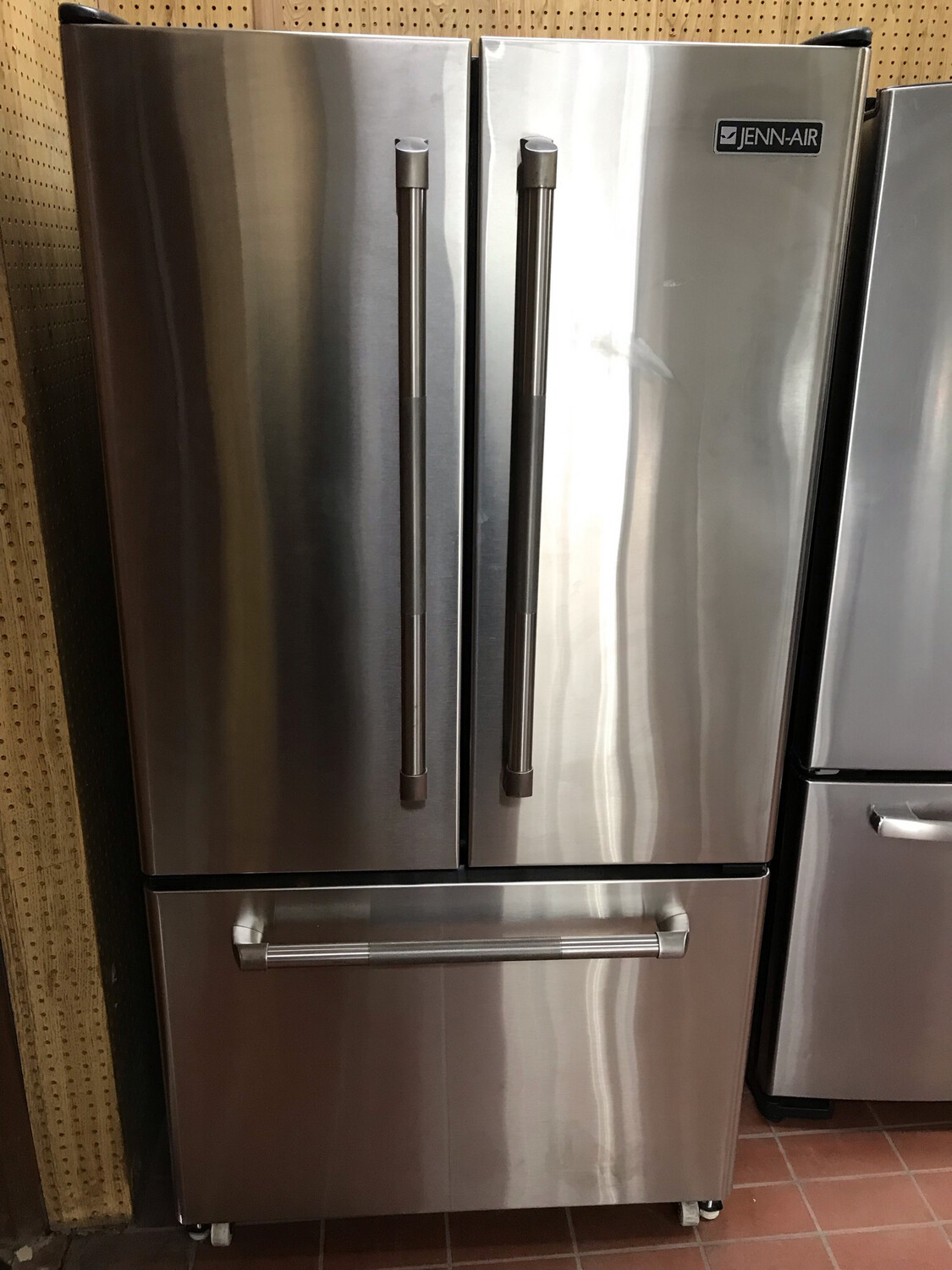 Jenn-Air 36" French Door 19.8 Cu.Ft Refrigerator