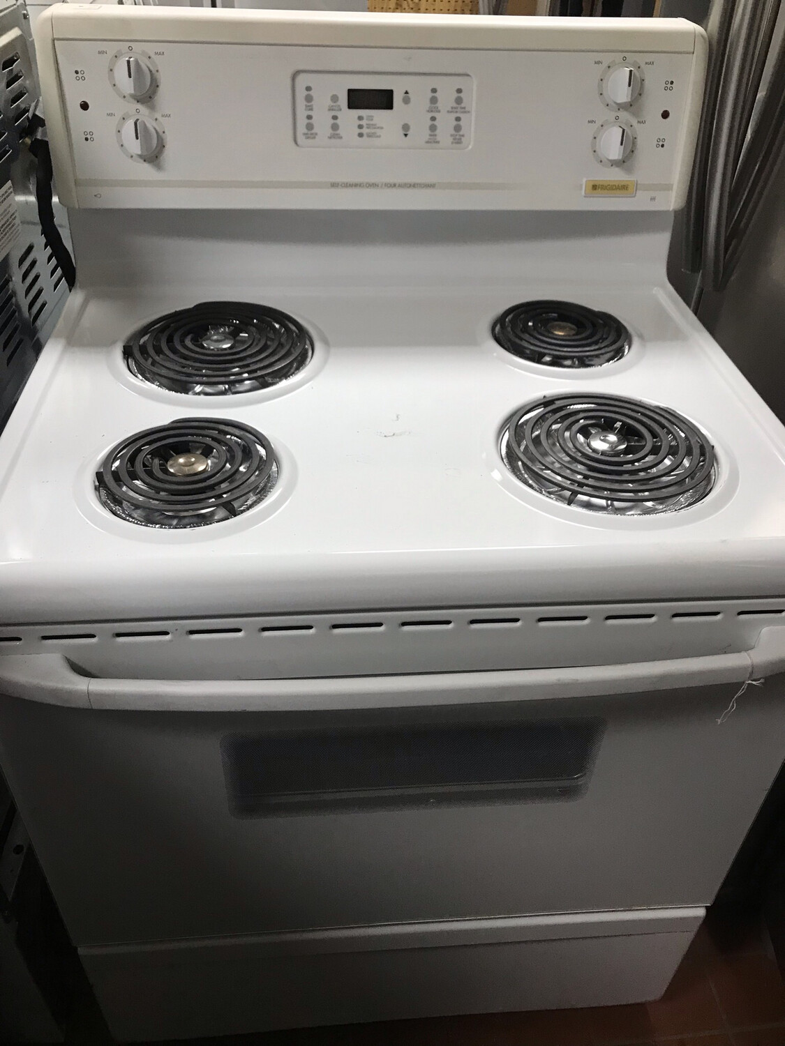 Frigidaire Coiled Top-Range Stove