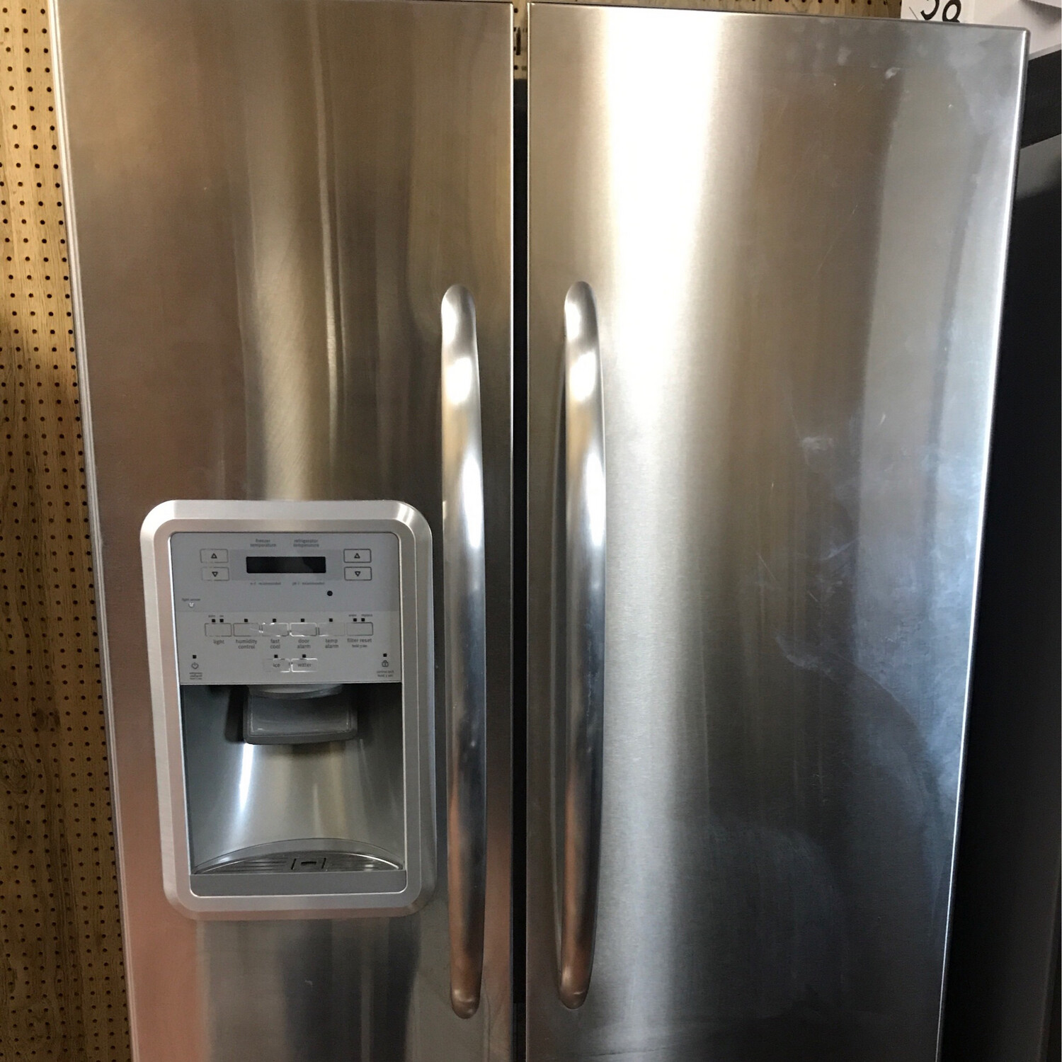 Whirlpool 33" French Door 22 Cu.Ft Refrigerator