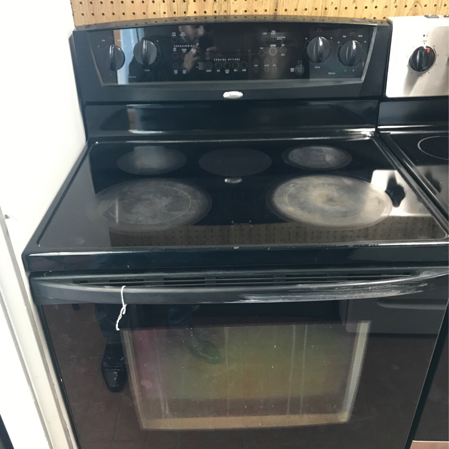 Whirlpool Freestanding Glass-Top Range