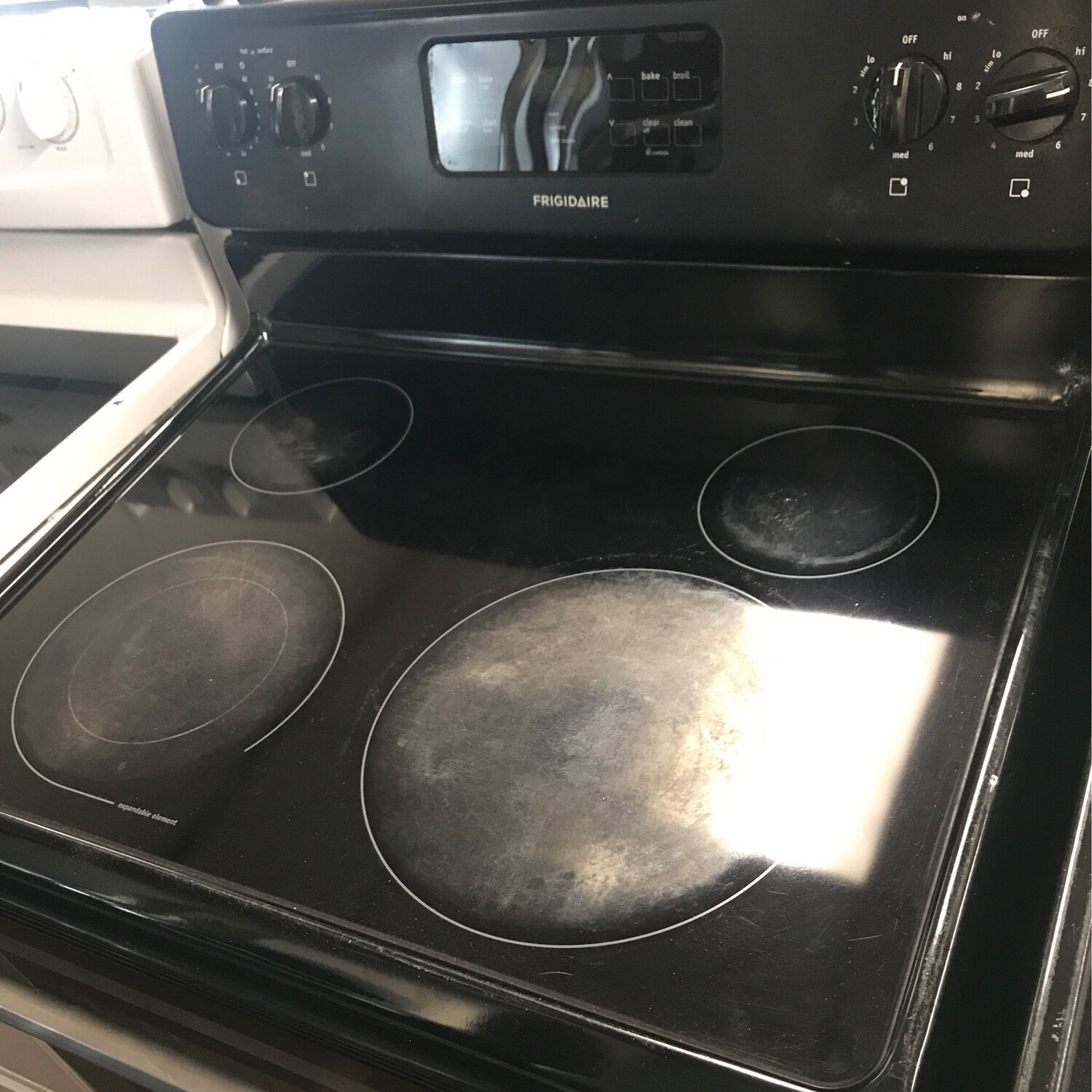 Frigidaire Glass top Stove