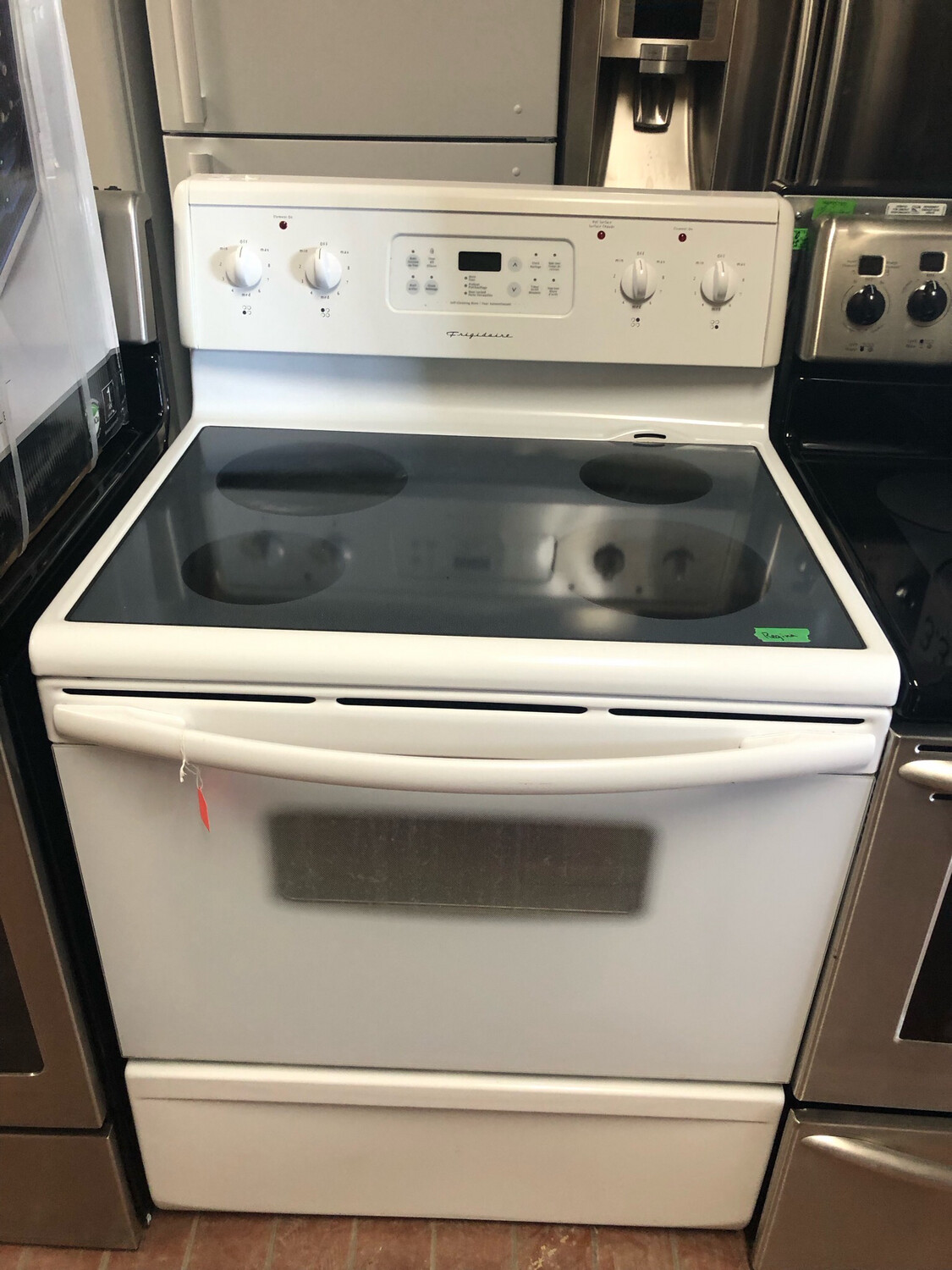 Frigidaire Glass-Top Range CFEF372CS2