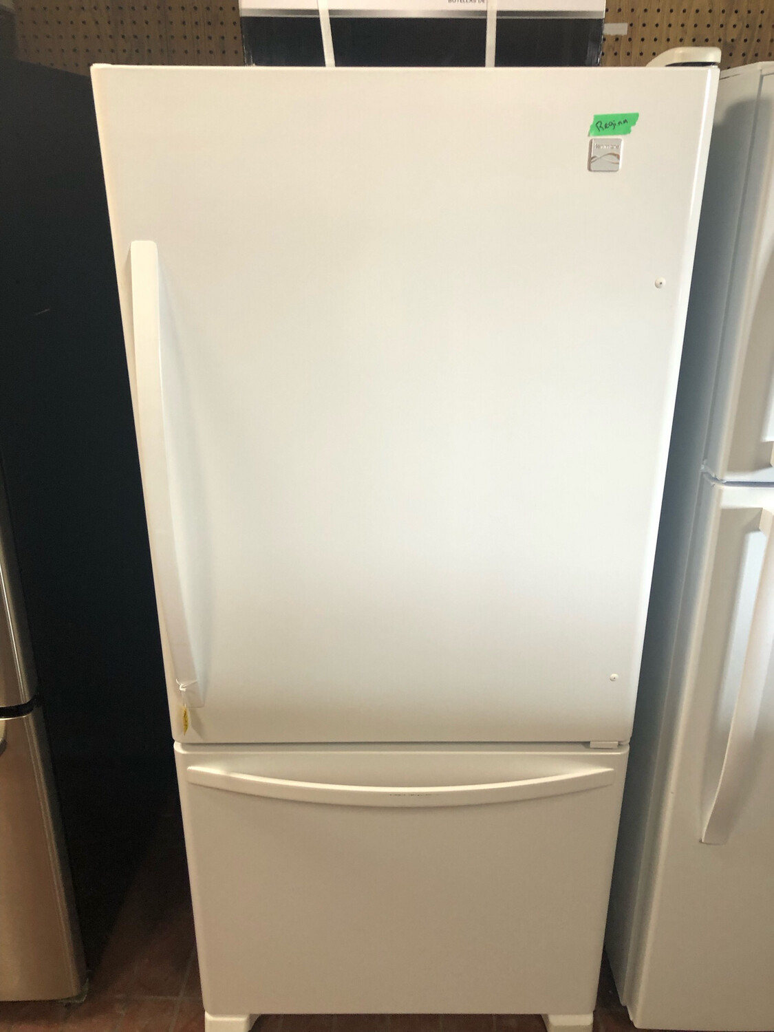 Kenmore 30" Bottom Mount Refrigerator 596.69982012