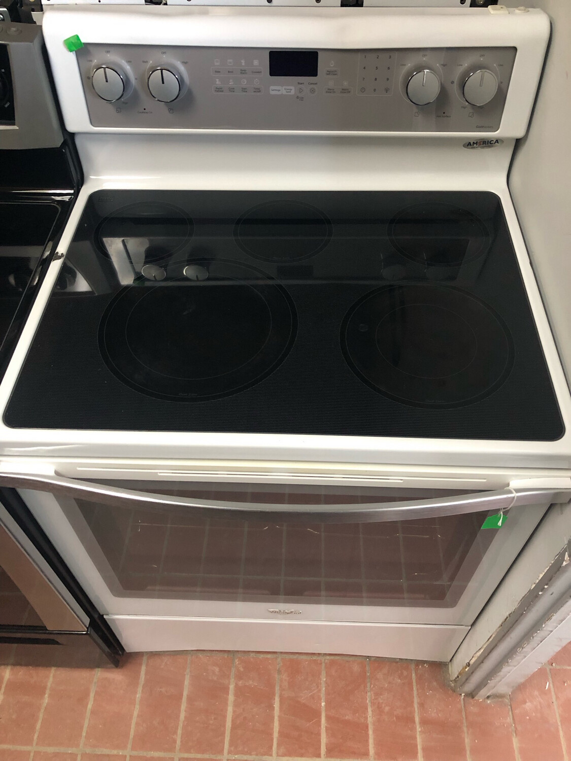 Whirlpool 30" Freestanding Electric Convection Range YWFE710H0BH1