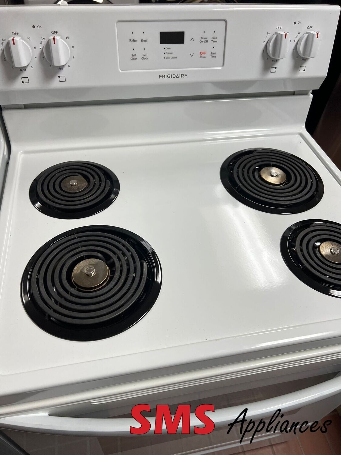 Frigidaire White Stove