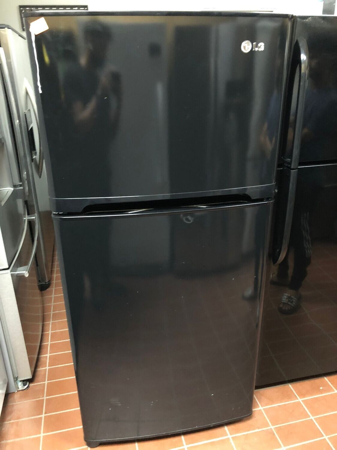 LG 19 cu.ft Top Mount 30" Refrigerator LTN19315S