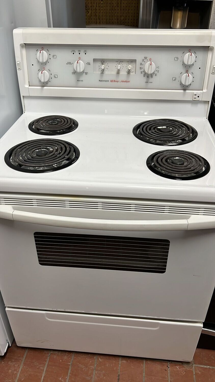 Kenmore White Coil Top Stove