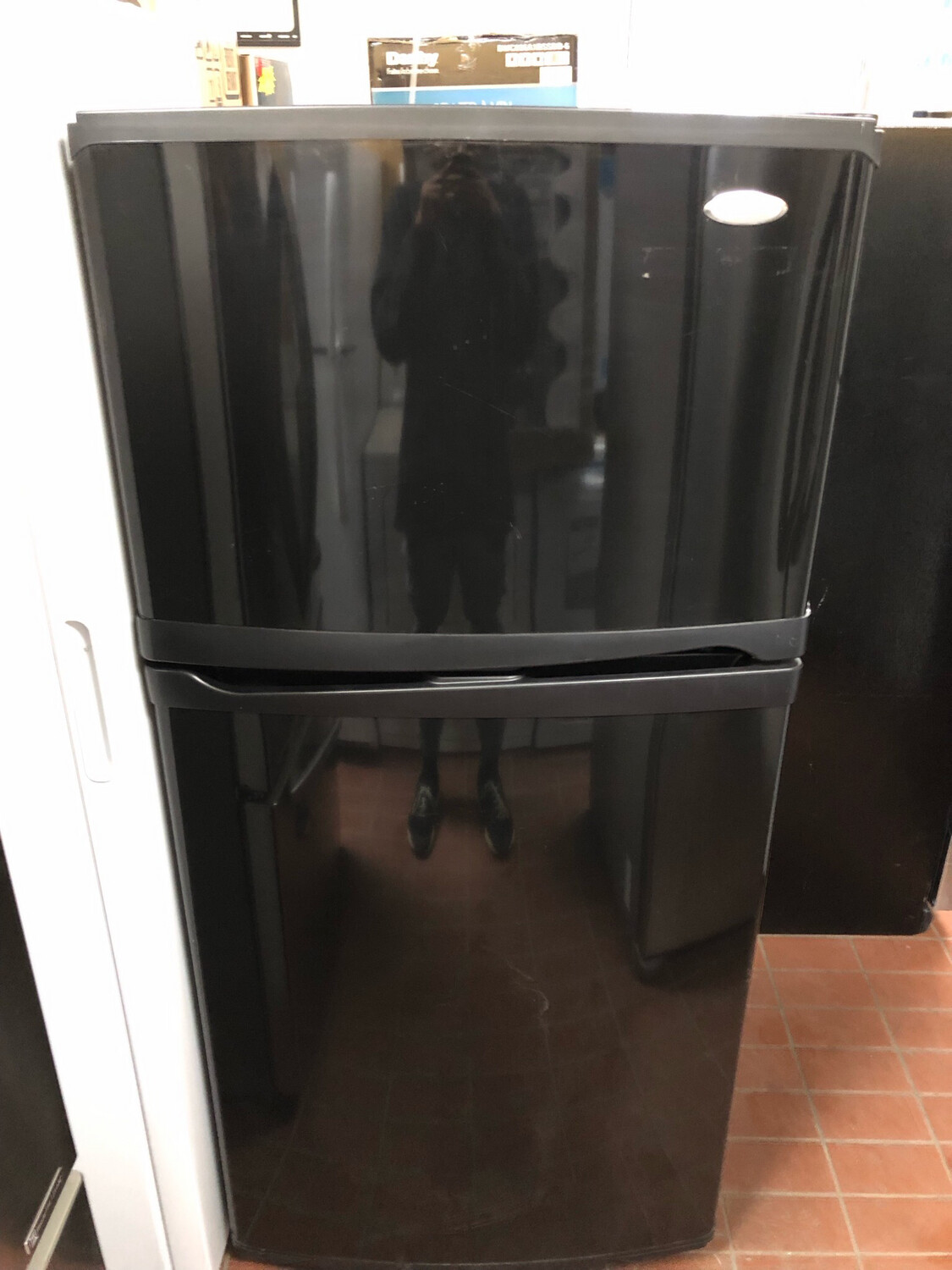 Whirlpool 19 Cu. Ft. Top Mount Refrigerator GR9FHKXVB01