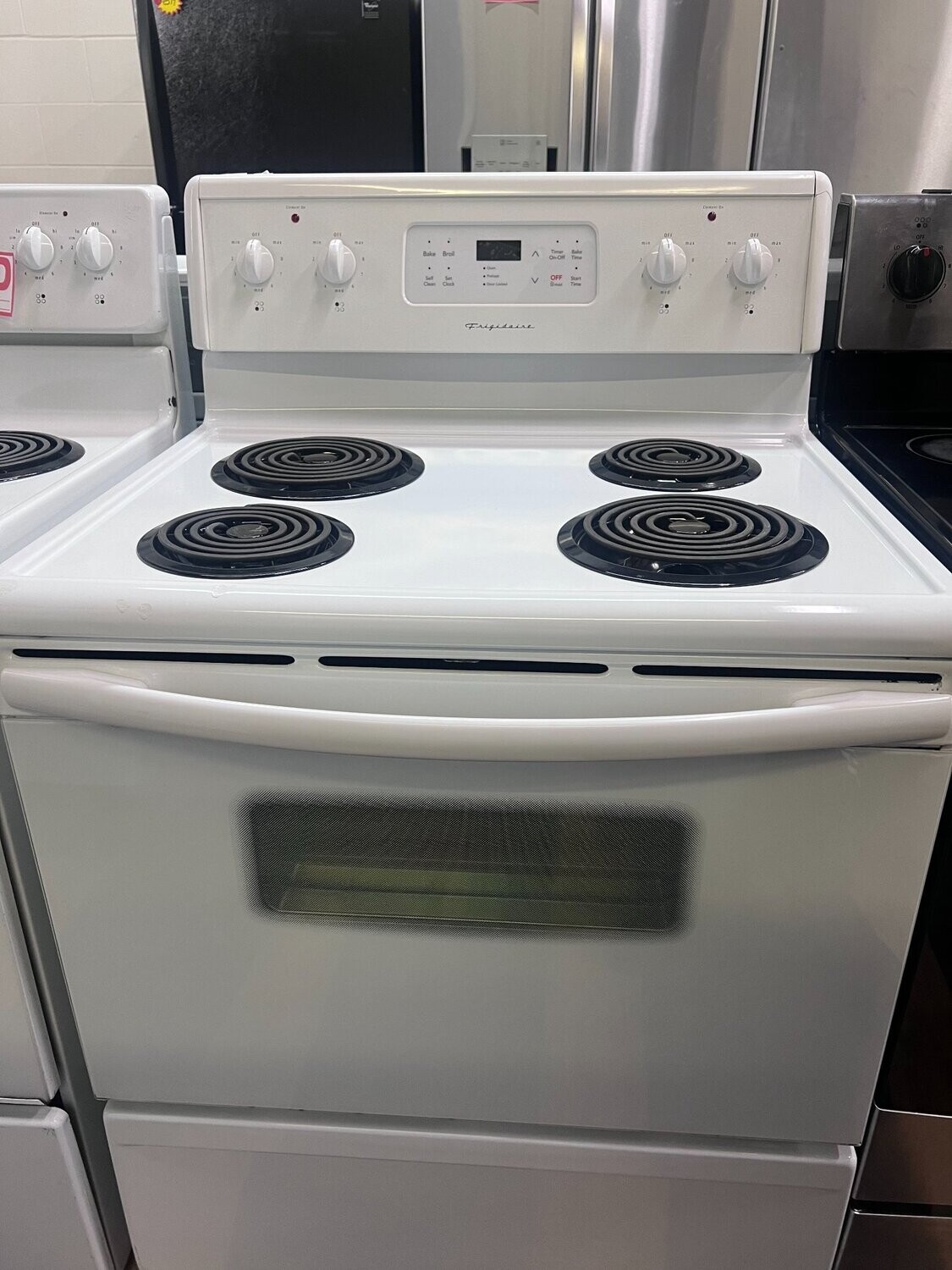 Frigidaire Coil Top Stove white