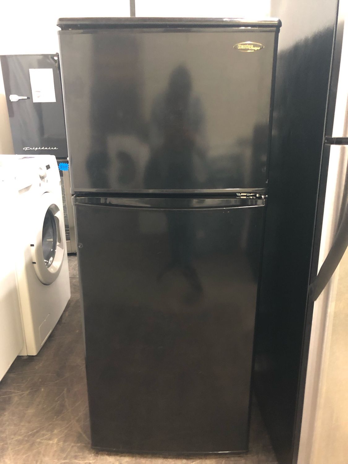 Danby Designer 9.1 Cu. Ft. Compact 24"Refrigerator DFF9102BL