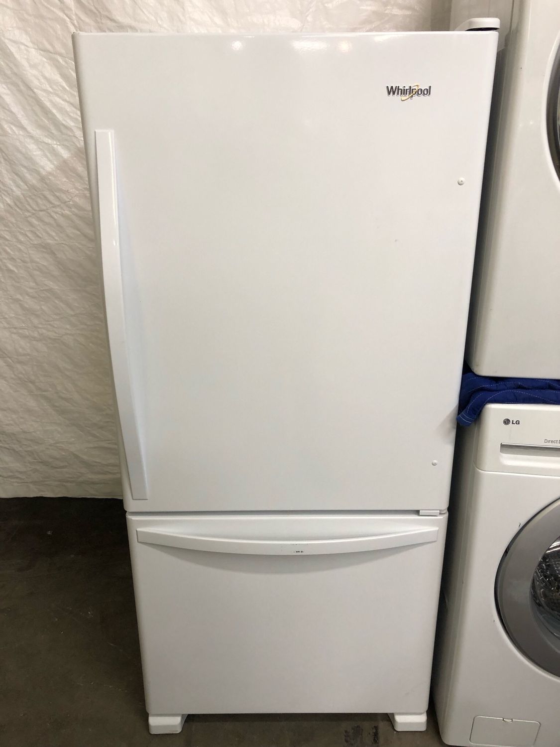 Whirlpool 18.5 Cu. Ft. Bottom Mount 30" Refrigerator WRB329DFBW03