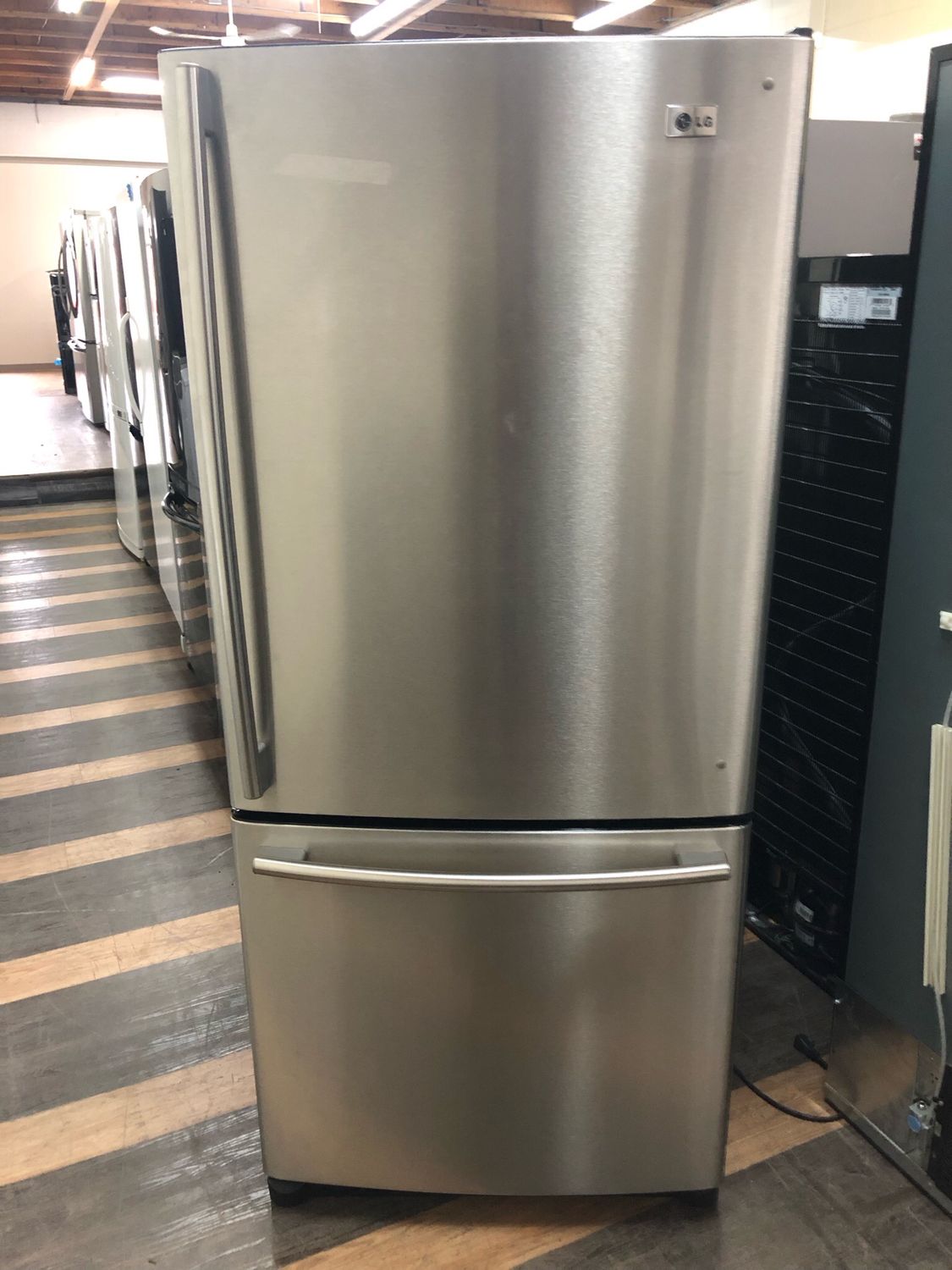 LG 19.7 Cu. Ft. Bottom Mount 30" Refrigerator LBN20515S7