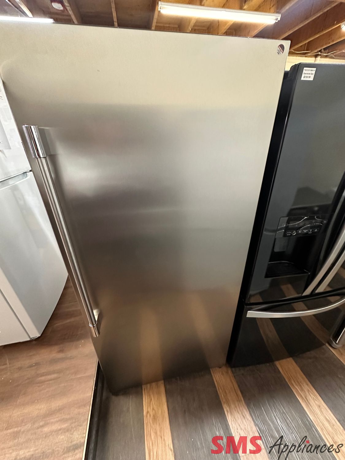 Frigidaire Professional FPRU19F8WF All Refrigerator, 33 inch Width, Counter Depth, 18.6 cu. ft. Capacity, Stainless Steel colour Internal Water Dispenser