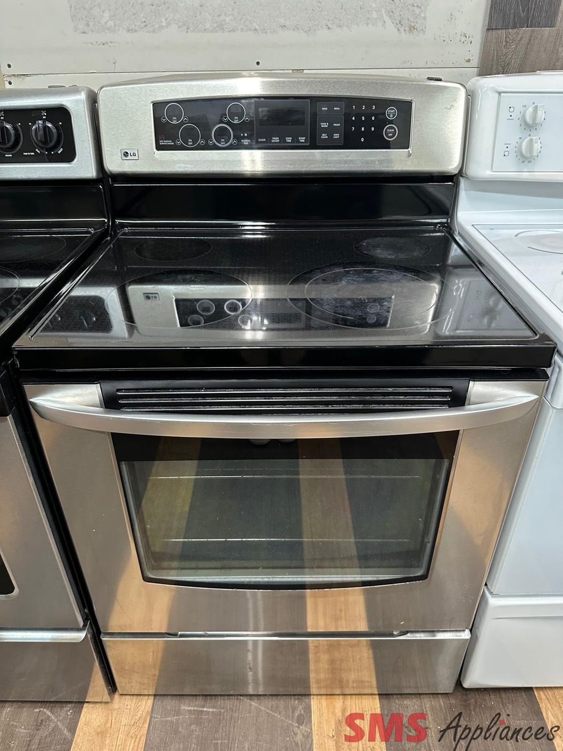 LG Glass Top Stove LST5651SS/01