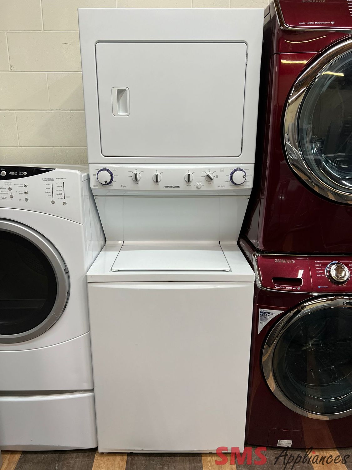 Frigidaire CFLE2022MW Washer & Dryer Set