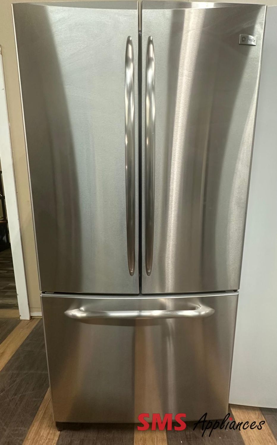 GE 33" French Door Refrigerator PFRS2MBXSS