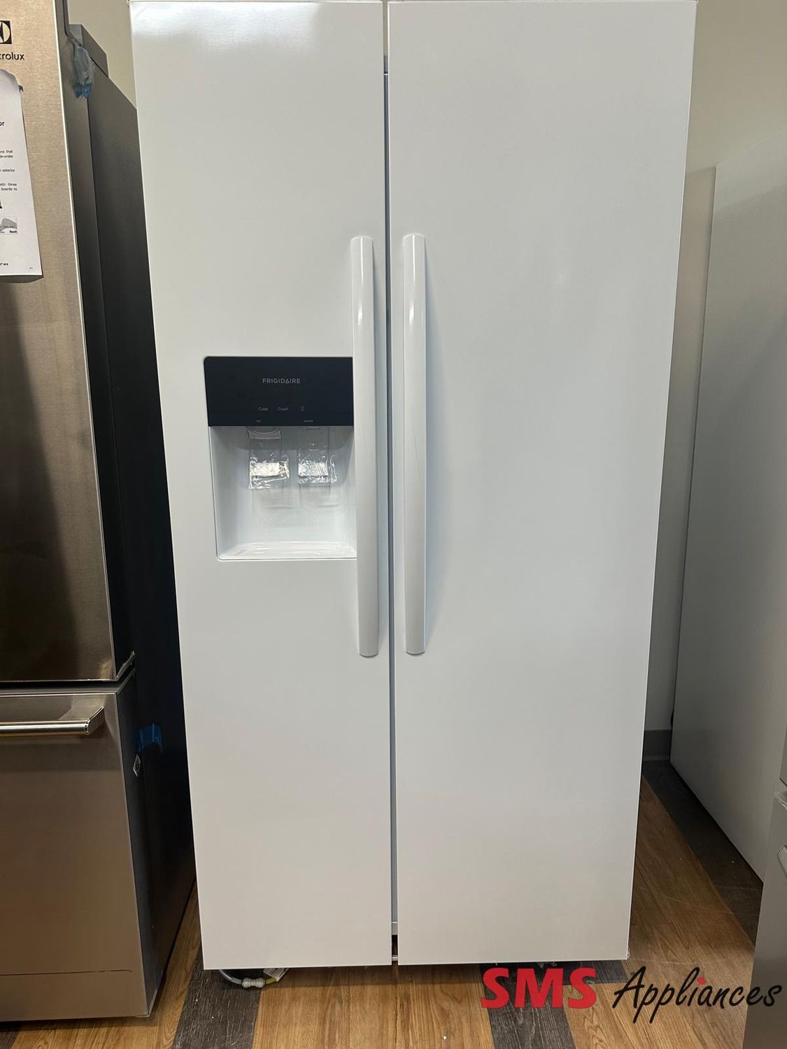 Open Box - Scratch & Dent Frigidaire Side by Side Refrigerator FRSS2323AW