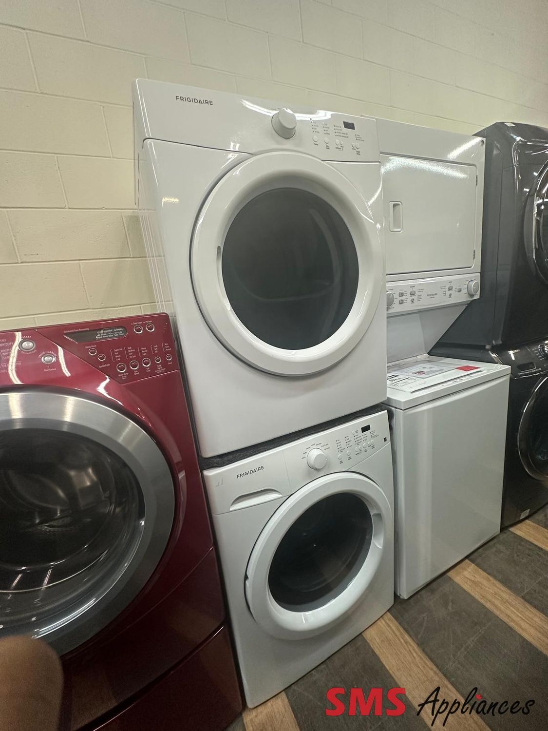 Frigidaire Washer/Dryer Set FFFW5000QW / CFQE5000QW
