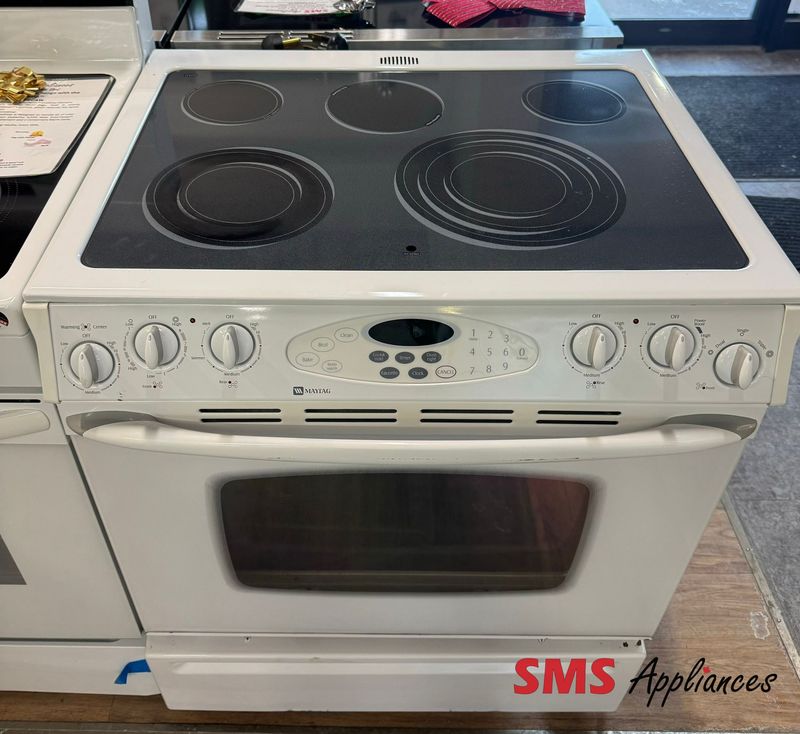 Maytrag Stove MES5775BCW