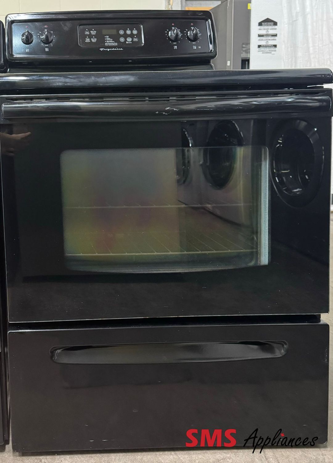 Coil Top Stove Frigidaire CFEF358EB1