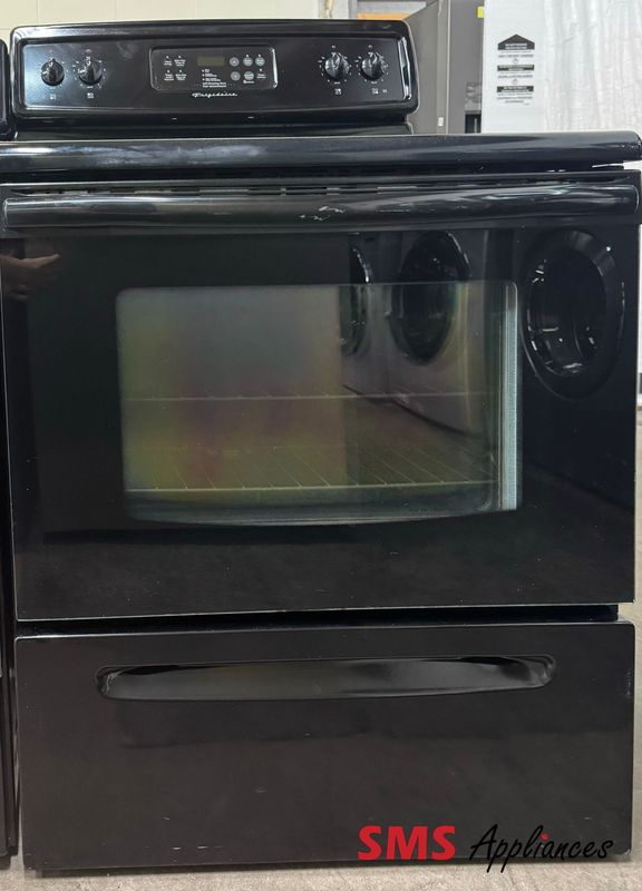 Coil Top Stove Frigidaire CFEF358EB1