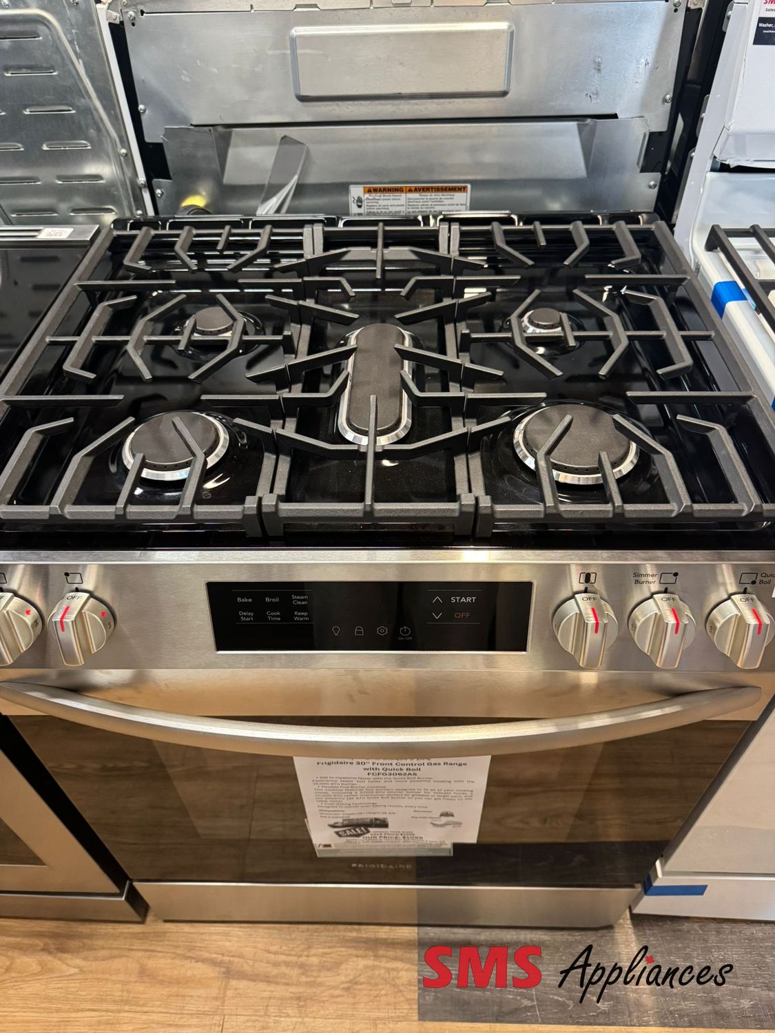 Open Box - Scratch & Dent Frigidaire Gas Range  FCFG3062AS