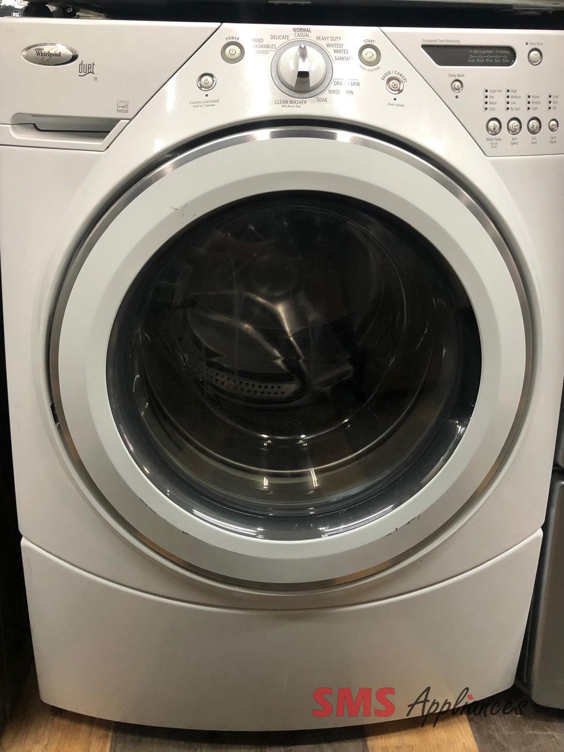Front load washer 4 Cu.Ft Whirlpool  WFW9200SQA12