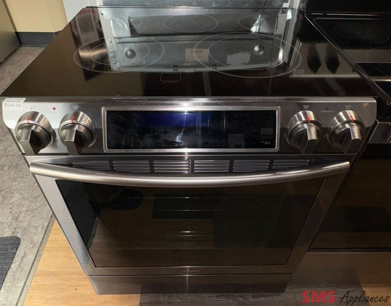 SAMSUNG, Electric Glass Top Stove, NE58K9500SG SAMSUNG, Electric Glass Top Stove, NE58K9500SG