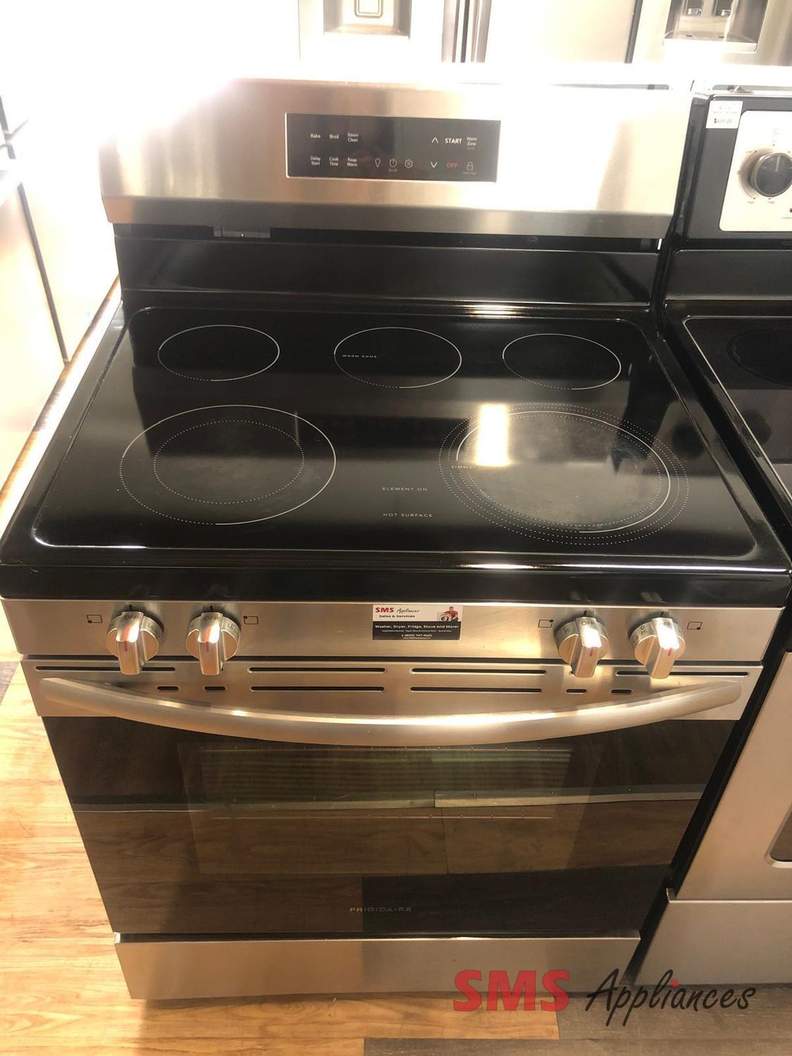 FRIGIDAIRE, Electric Glass Top stove