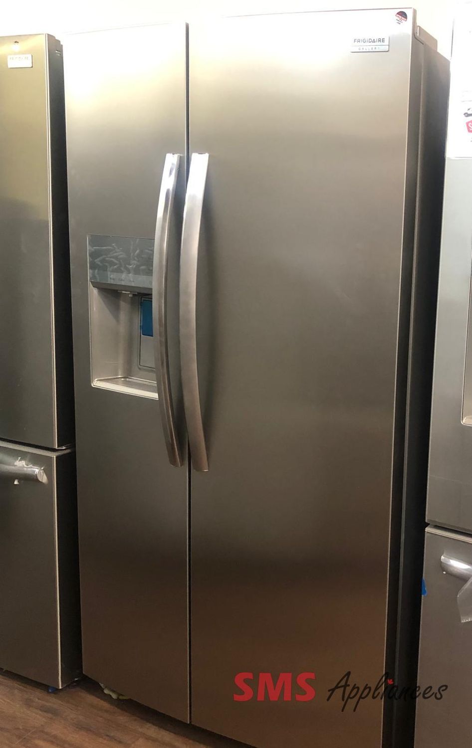 Open Box - Scratch and Dent Fridge Side-by-Side Frigidaire 36''inch GRSC2352AF