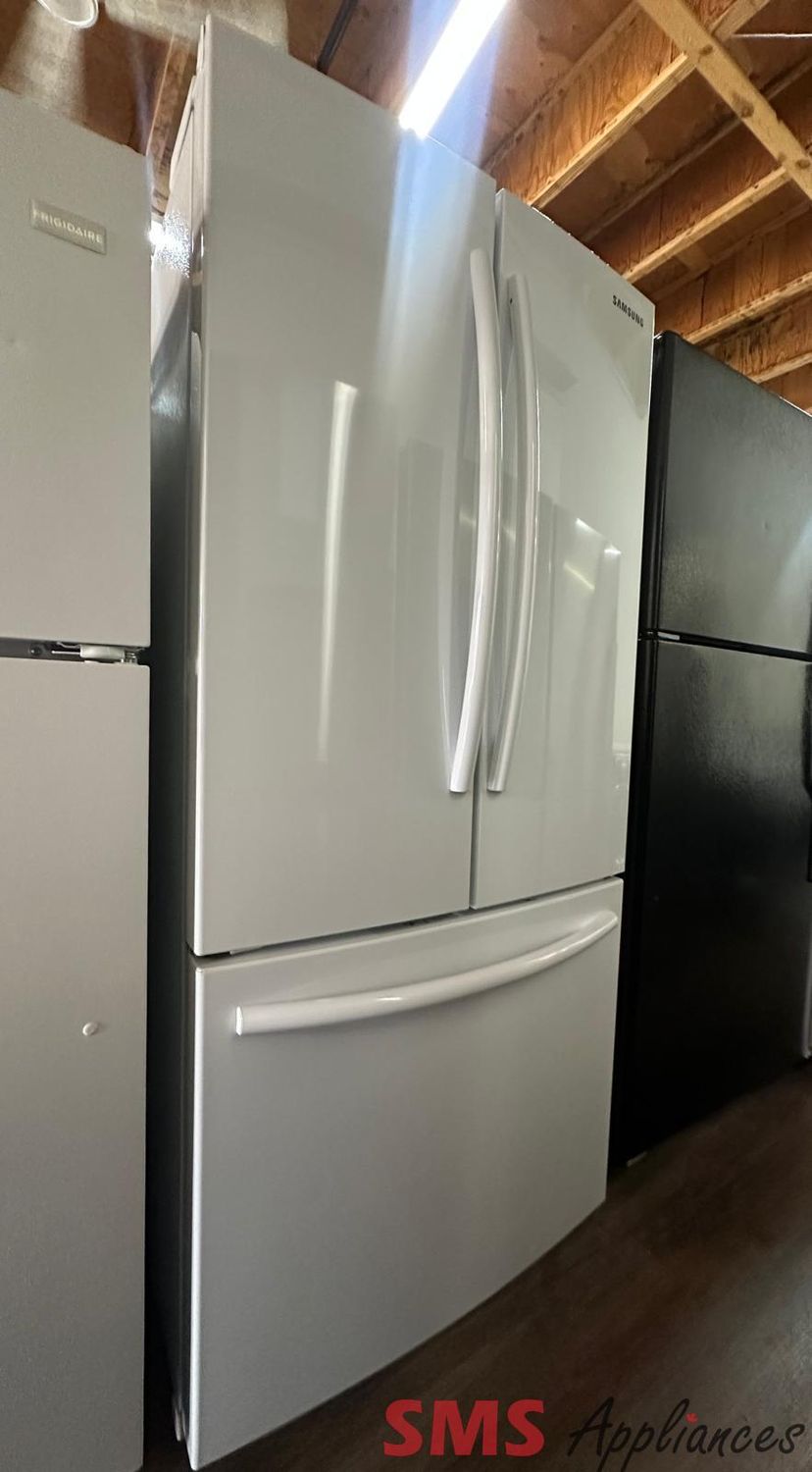 SAMSUNG, 30'' French Door Refrigerator, RF220NCTAWW