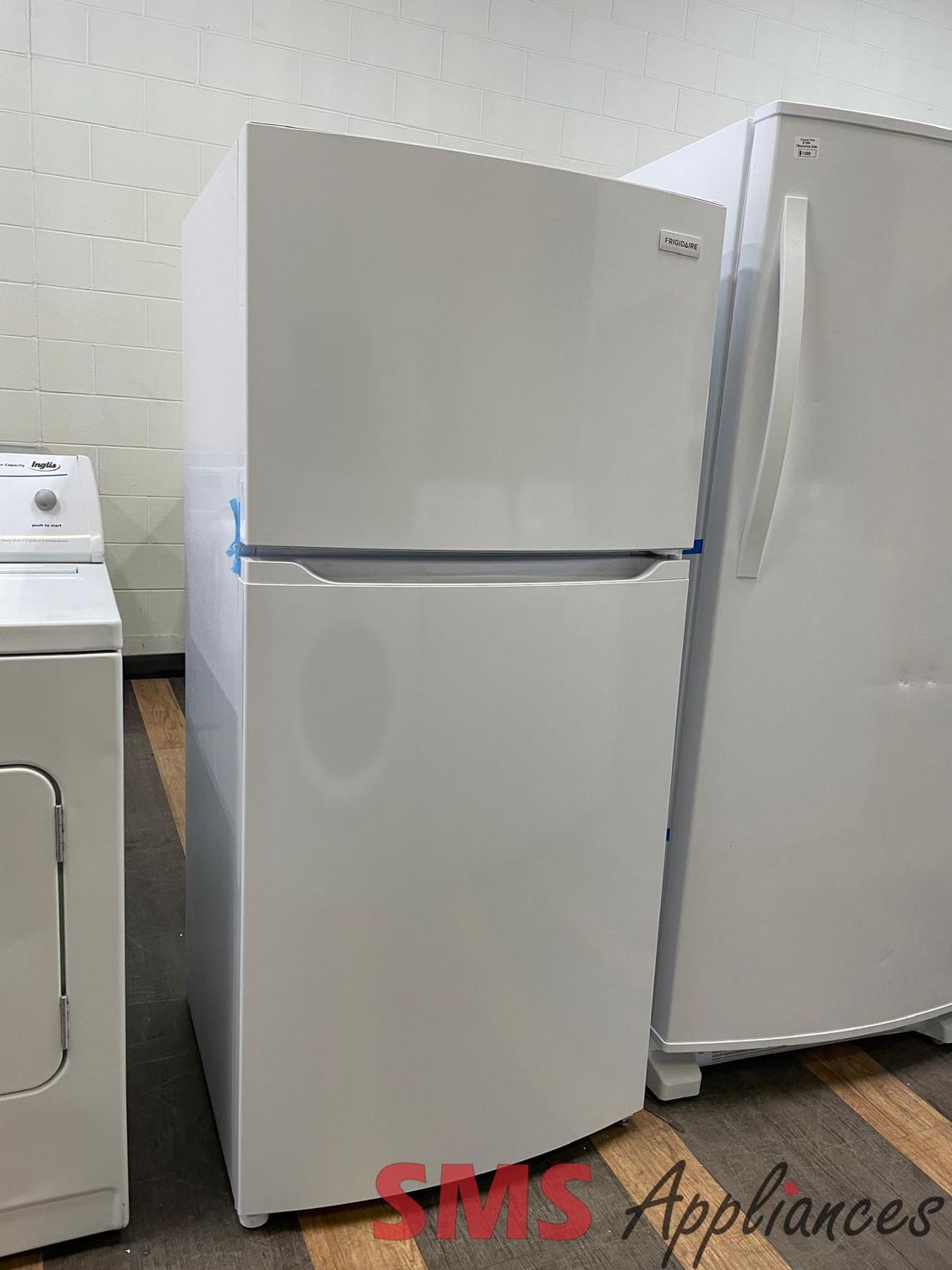 OPEN BOX - Scratch & Dent, FRIGIDAIRE 28'' Fridge, FFHT1425VW06