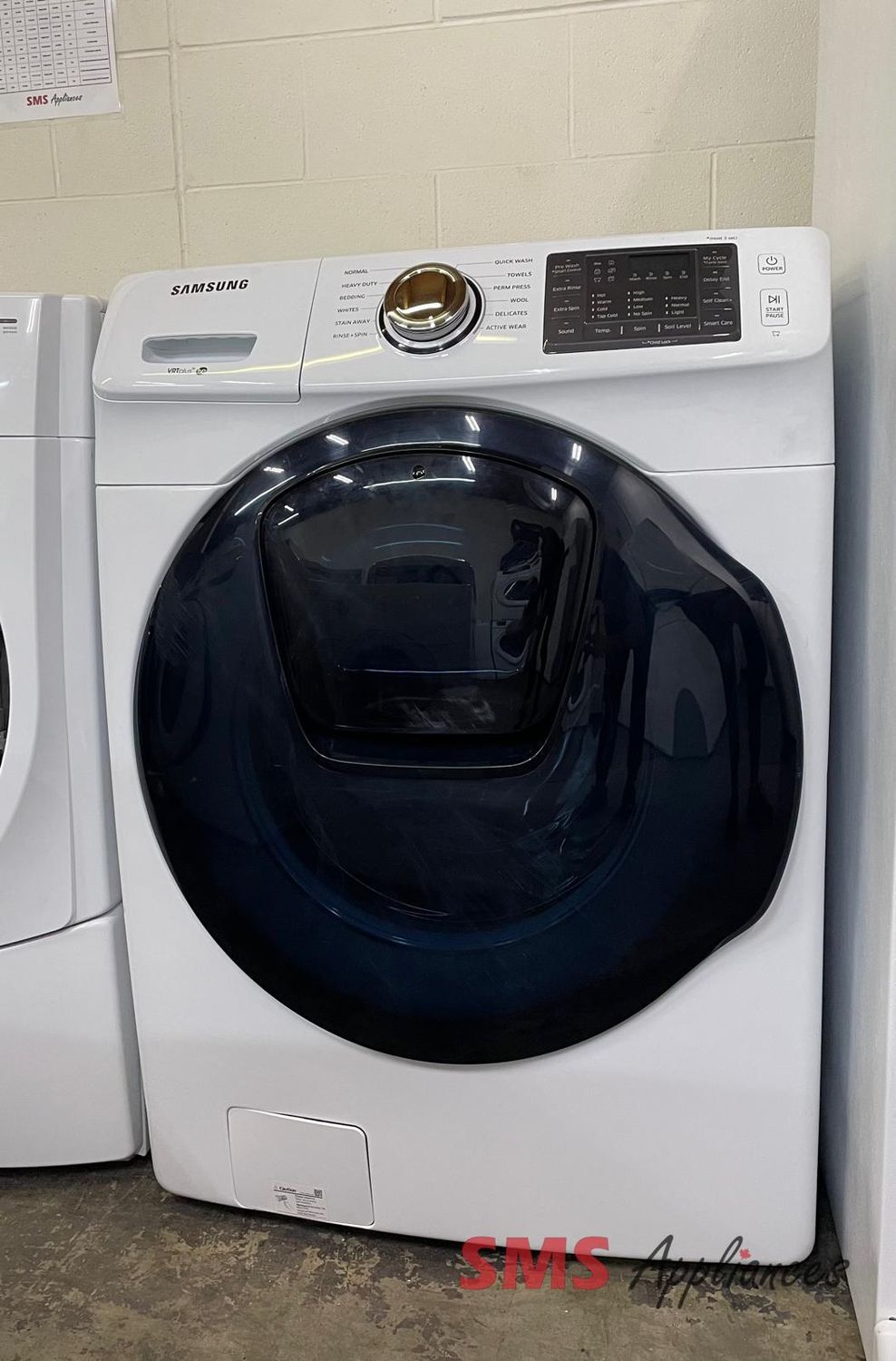 Front Load Washer Samsung 4.5 Cu.Ft. WF45K6200AW/A2