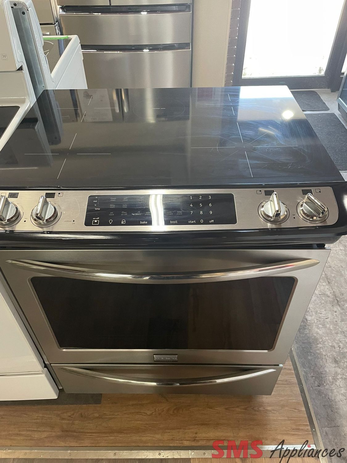 FRIGIDAIRE Slide-in induction Range, CGIS3065PFE