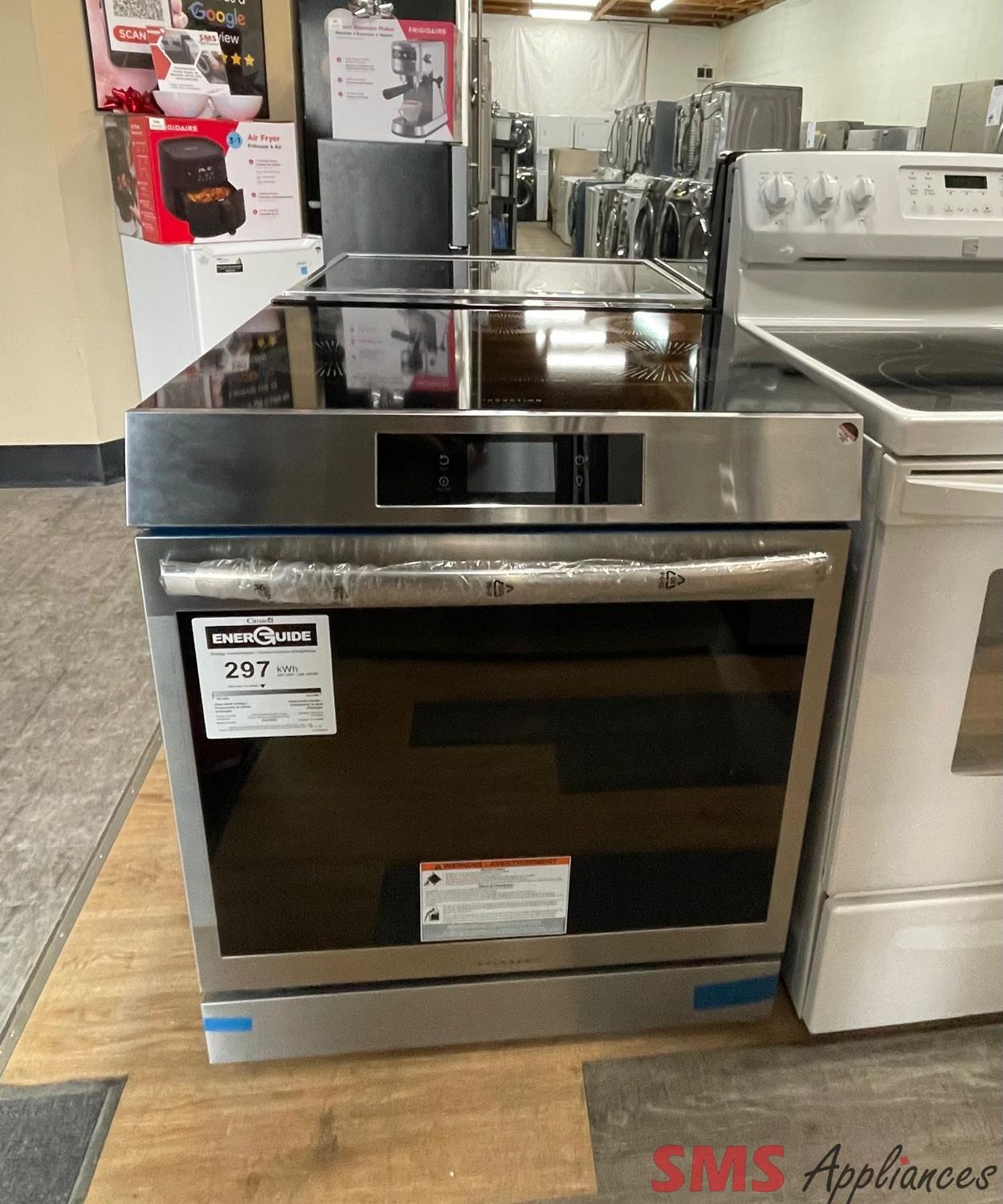 OPEN BOX - Scratch & Dent, FRIGIDAIRE Gallery Front Control Induction Range, GCFI306CBF