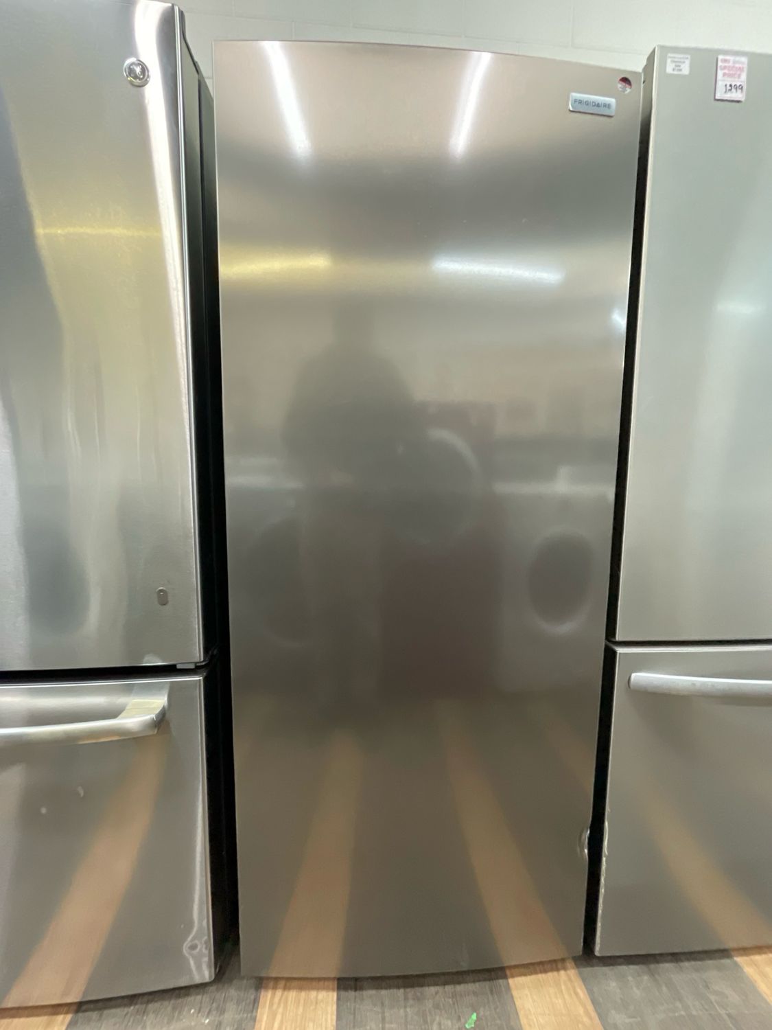 OPEN BOX - Scratch & Dent, Frigidaire 16 Cu Ft Upright Freezer, FFU16F2VV